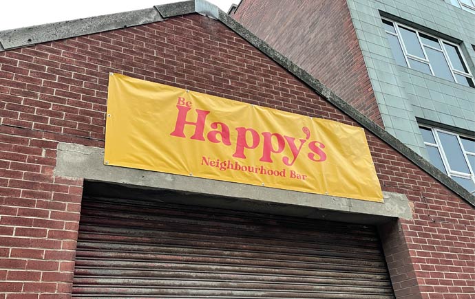 Happy's Bar