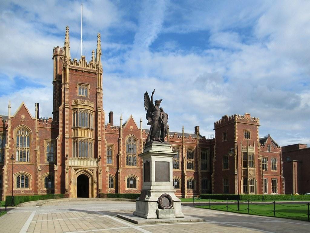 queens-university-in-belfast